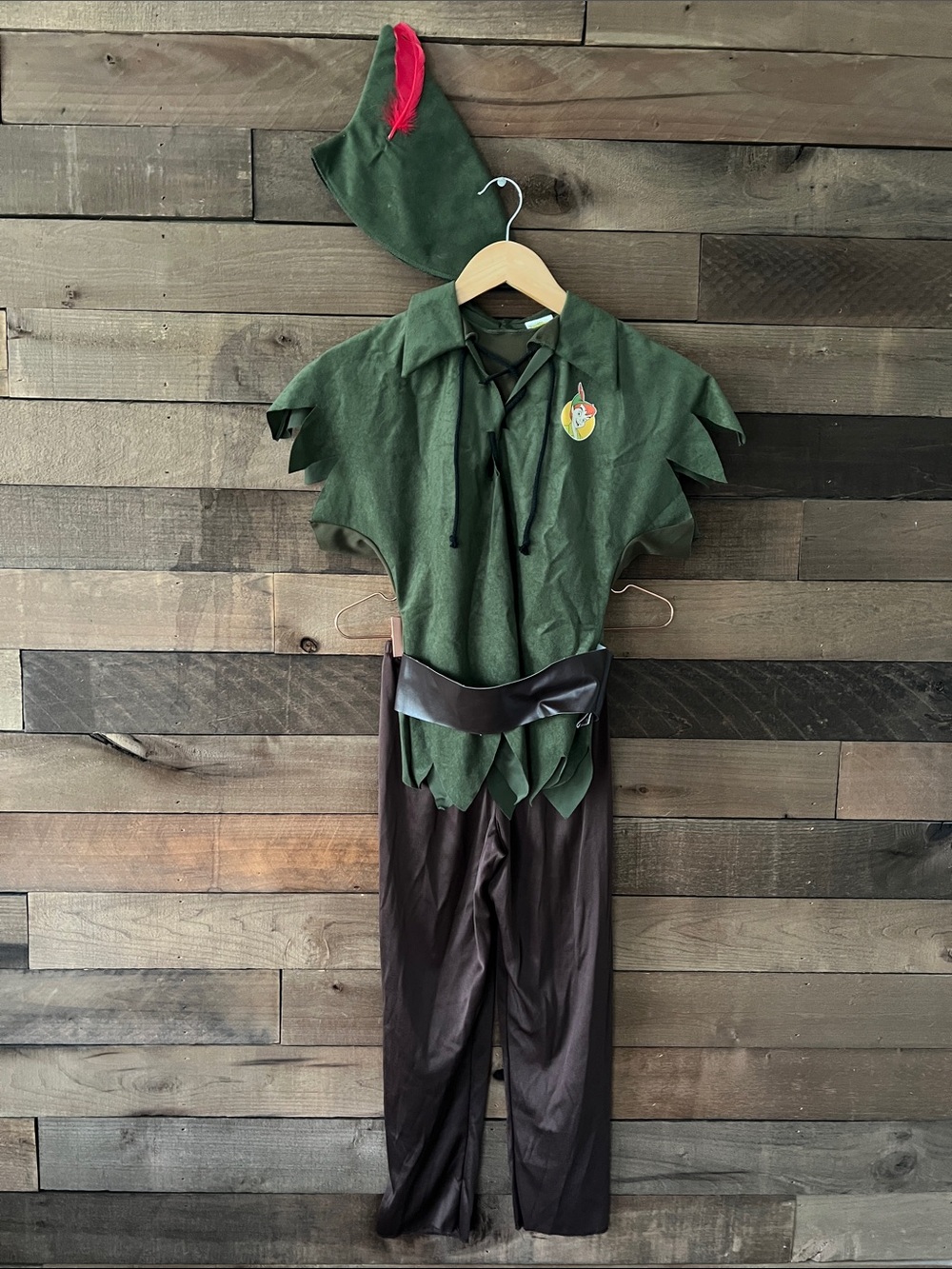 Disney Classics Boy's Peter Pan Halloween Costume Dress Up Size 7-8 - Picture 2 of 7